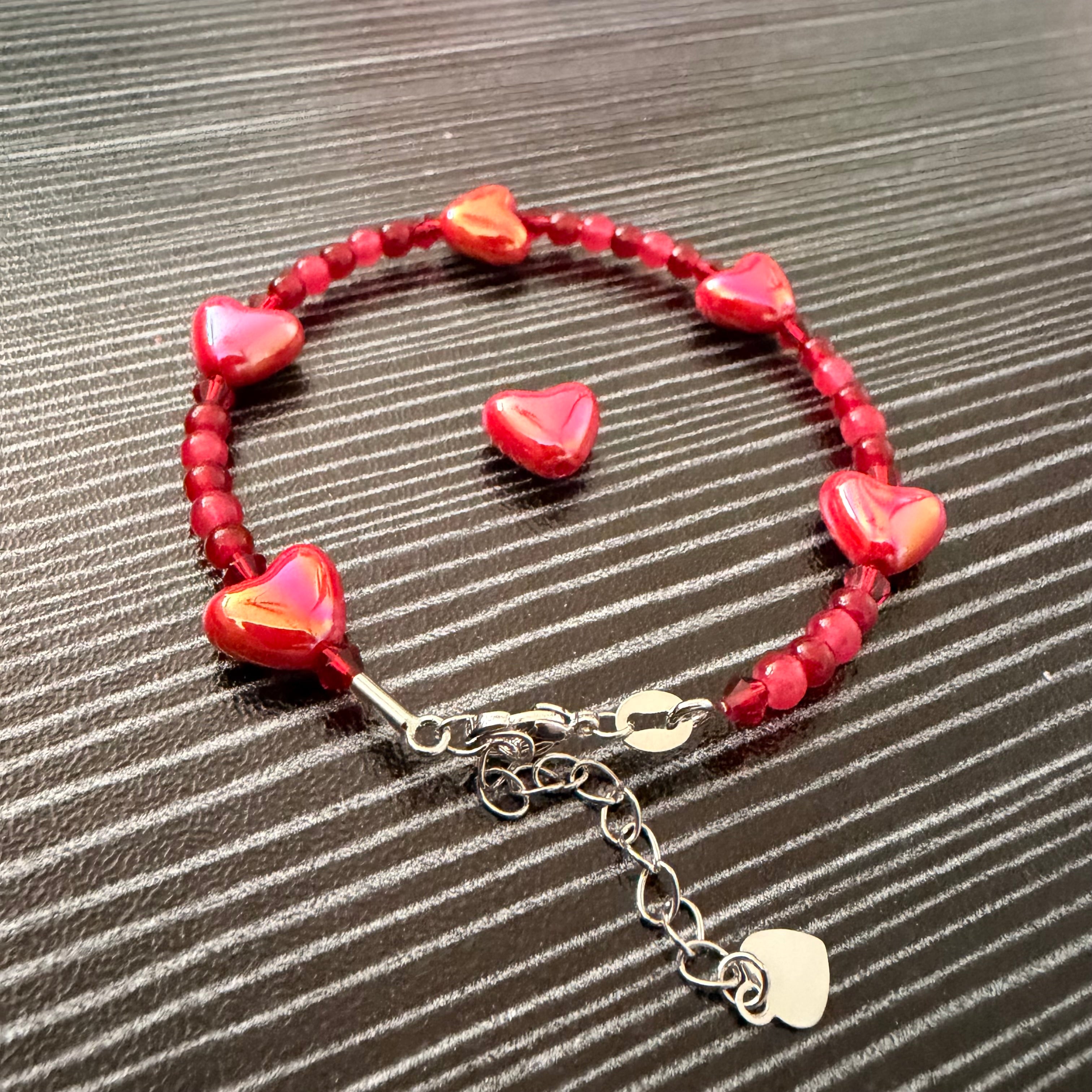 "Love all-round" Bracelet (Handmade) | rotten trinkets